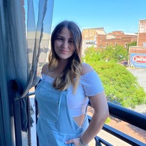 Meet your Posher, Tori